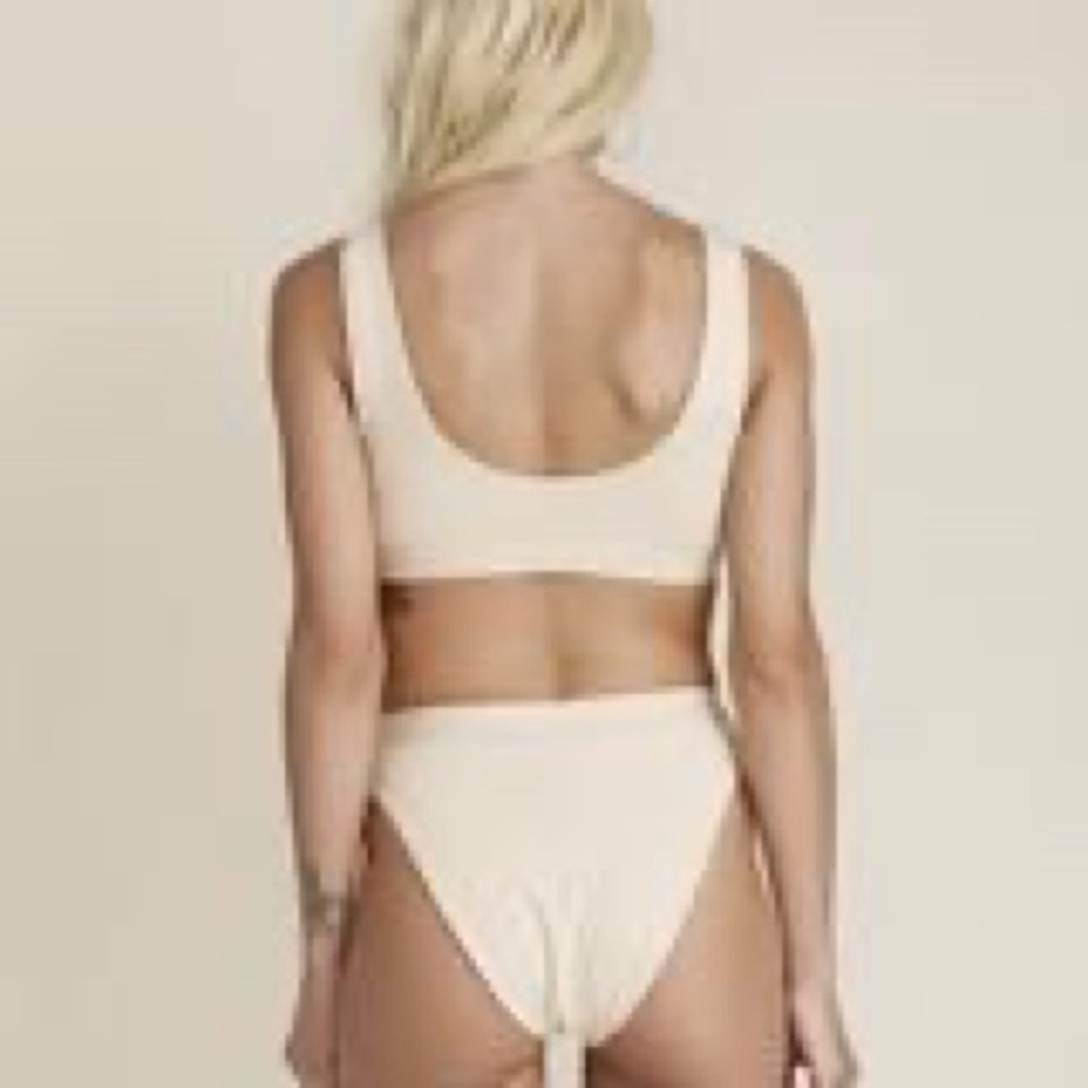 BRAND NEW Dippin’ Dasy bikini